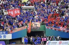 成都蓉城队在2026赛季中超联赛中击败山东泰山队